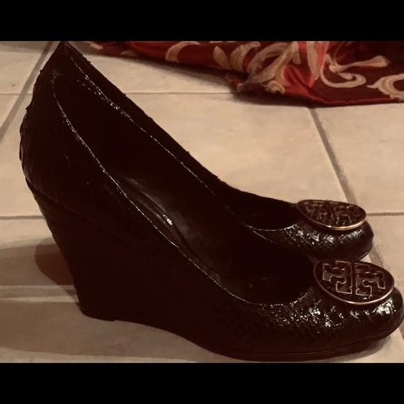 Tori Burch - Picture 2 of 3